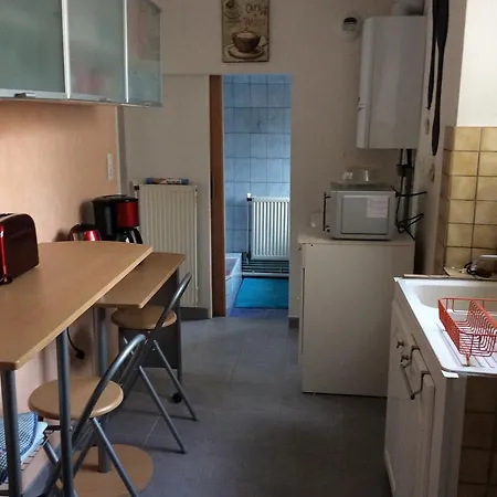 花园边小屋 安热尔桑